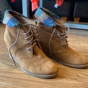 Johnston and Murphy booties